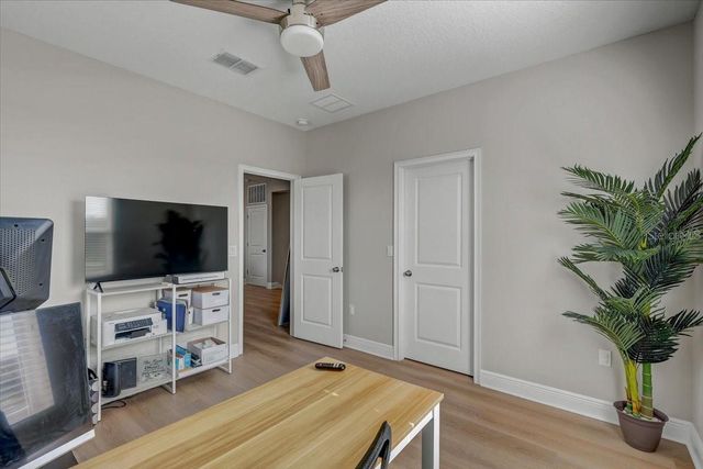 2194 FAIRWAY AVENUE S, St Petersburg, FL 33712