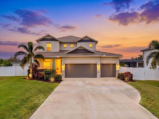 2194 FAIRWAY AVENUE S, St Petersburg, FL 33712