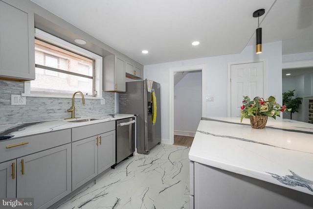 828 MASON AVE, Drexel Hill, PA 19026