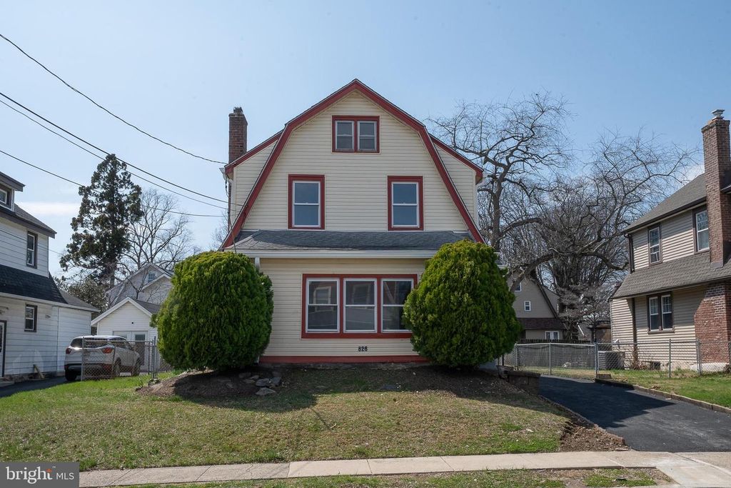 828 MASON AVE, Drexel Hill, PA 19026