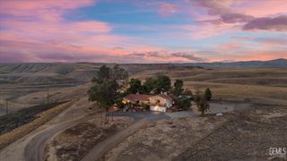 9602 Morningside Court, Bakersfield, CA 93306