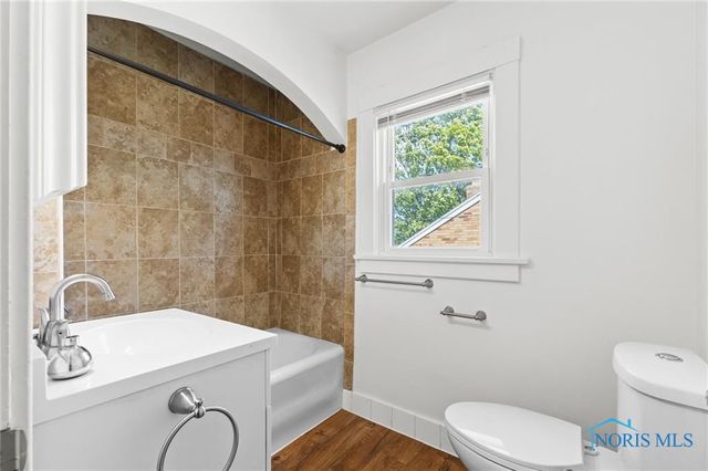 4755 301 st., Toledo, OH 43611