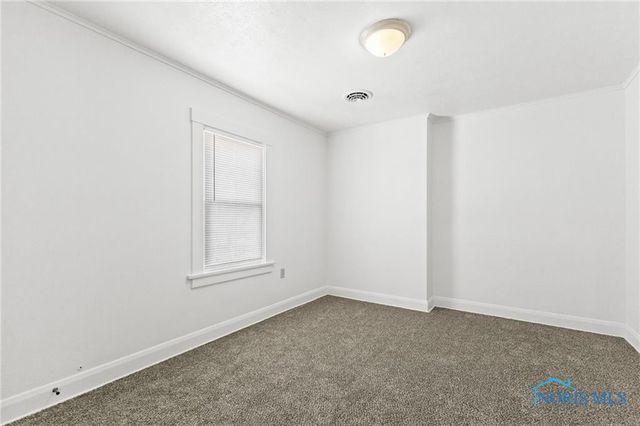 4755 301 st., Toledo, OH 43611