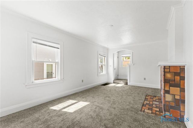 4755 301 st., Toledo, OH 43611