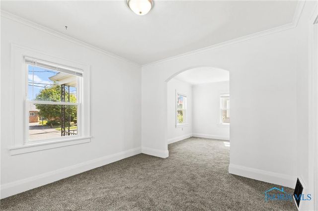 4755 301 st., Toledo, OH 43611