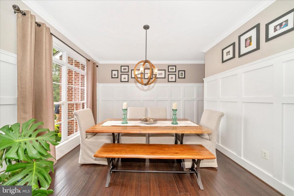 Image 17 of property listing at 9607 GREENEL RD, Damascus, MD 20872