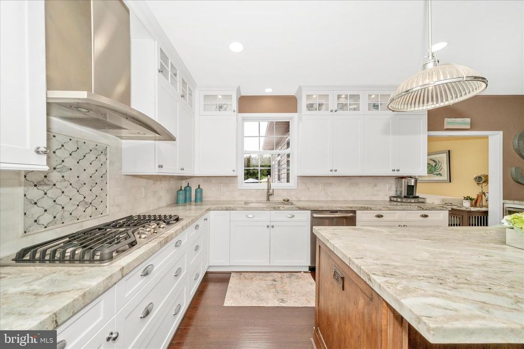 Image 34 of property listing at 9607 GREENEL RD, Damascus, MD 20872