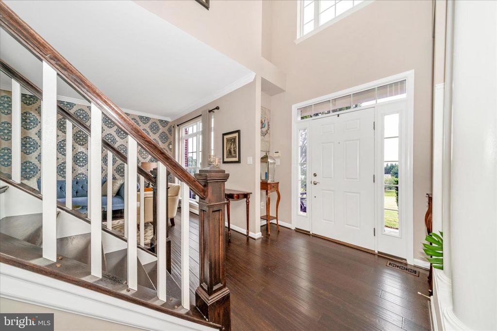 Image 4 of property listing at 9607 GREENEL RD, Damascus, MD 20872