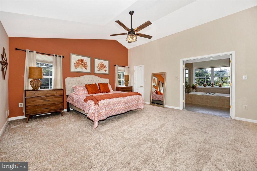 Image 46 of property listing at 9607 GREENEL RD, Damascus, MD 20872