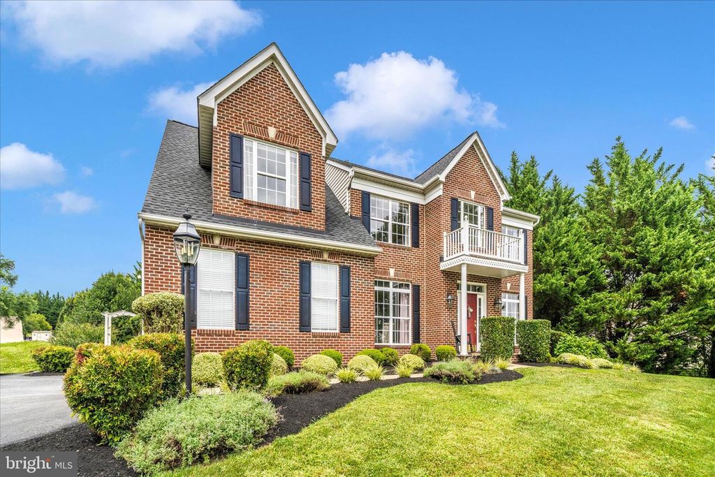 Image 95 of property listing at 9607 GREENEL RD, Damascus, MD 20872