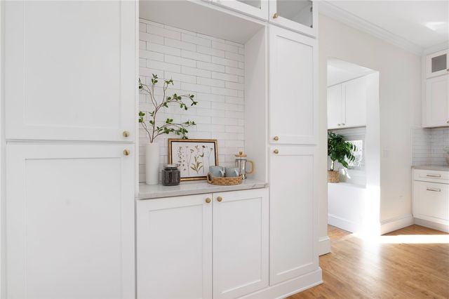 61 Gibbs Avenue, Newport, RI 02840