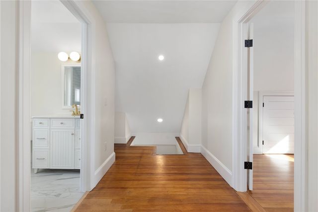 61 Gibbs Avenue, Newport, RI 02840