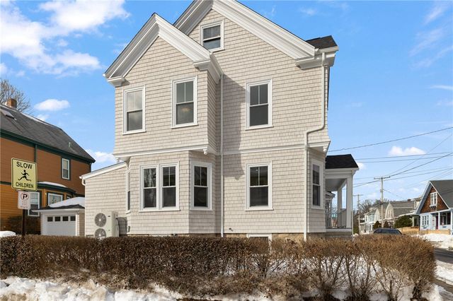 61 Gibbs Avenue, Newport, RI 02840