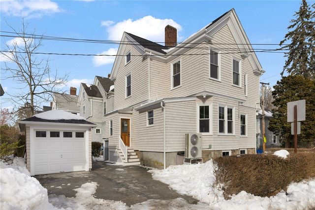 61 Gibbs Avenue, Newport, RI 02840