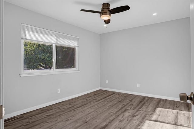 303 Harding Blvd #2, Roseville, CA 95678