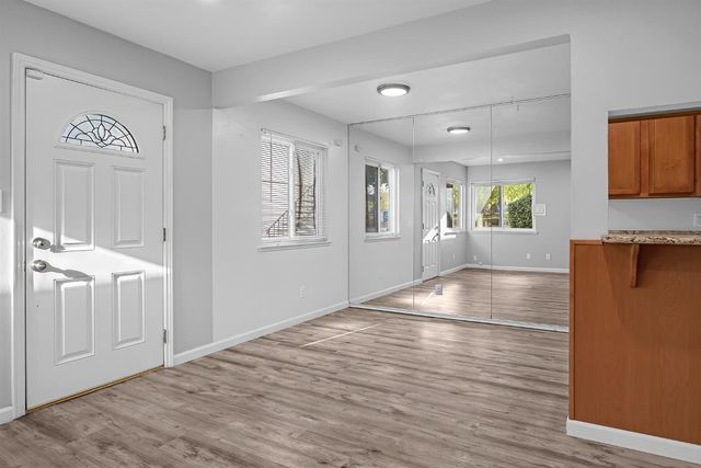 303 Harding Blvd #2, Roseville, CA 95678