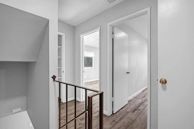 303 Harding Blvd #2, Roseville, CA 95678