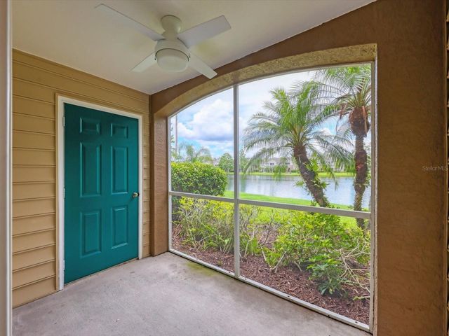 8933 MANOR LOOP 105, Bradenton, FL 34202