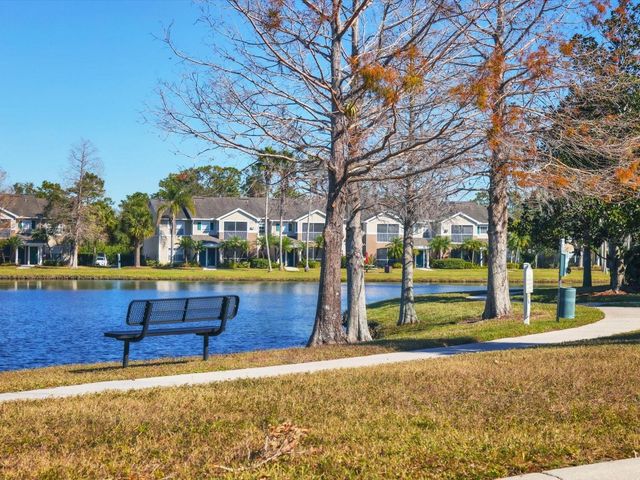8933 MANOR LOOP 105, Bradenton, FL 34202
