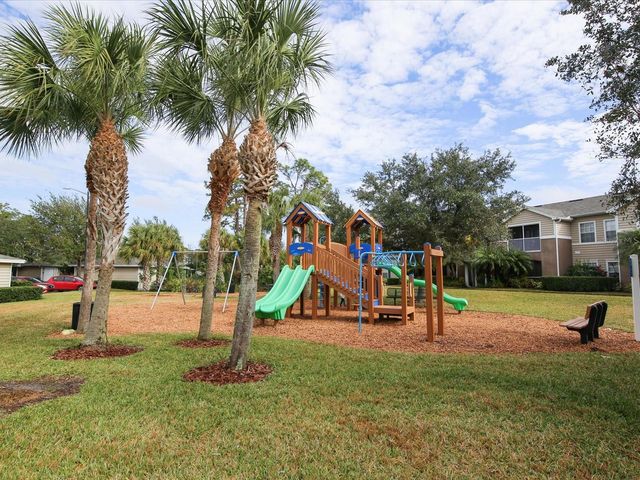 8933 MANOR LOOP 105, Bradenton, FL 34202
