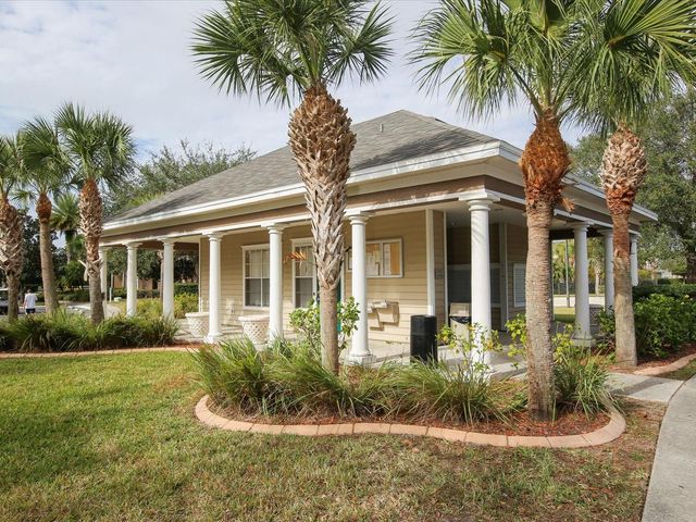 8933 MANOR LOOP 105, Bradenton, FL 34202