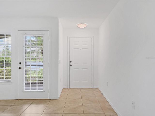 8933 MANOR LOOP 105, Bradenton, FL 34202