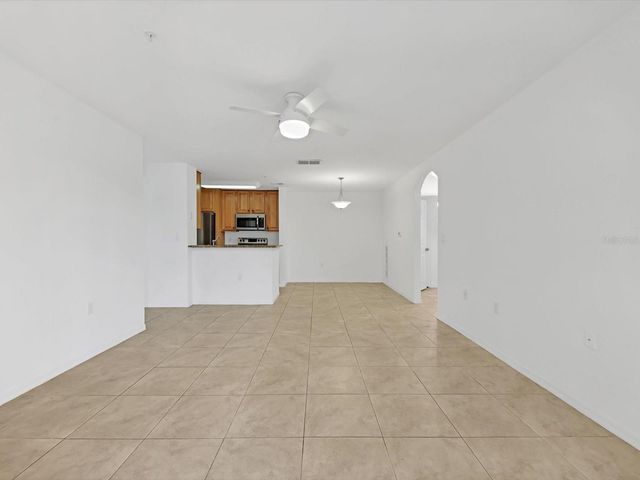8933 MANOR LOOP 105, Bradenton, FL 34202