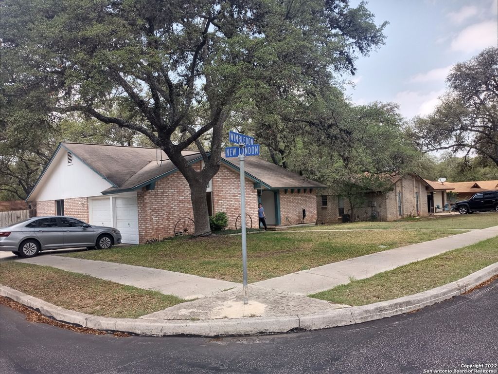8803 WIMBLEDON ST, San Antonio, TX 78254