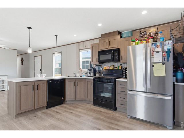 431 N 35th Ave 112, Greeley, CO 80631