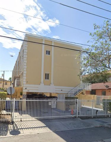 928 SW 3rd St 203, Miami, FL 33130