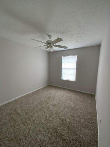 14814 S Silver Green Drive, Houston, TX 77015