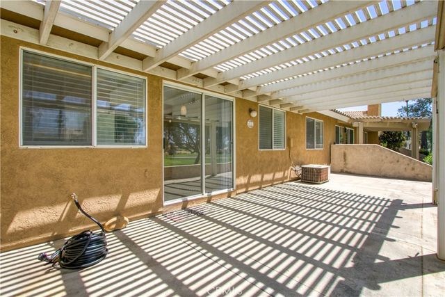 875 Hogan Avenue, Banning, CA 92220