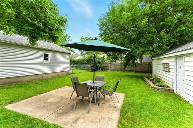 1611 Schreiber Street, Cedar Falls, IA 50613