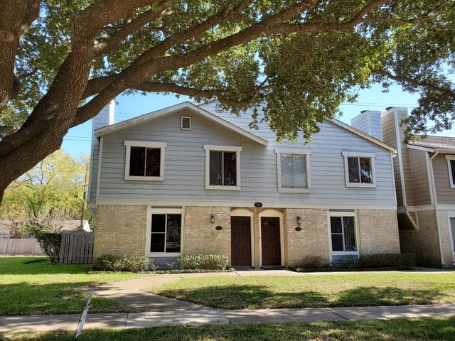 748 Memorial Mews Street C, Houston, TX 77079