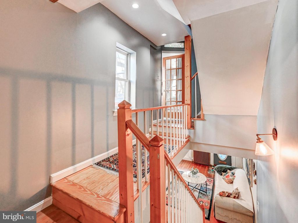 Image 23 of property listing at 2013 N BANK ST, Baltimore, MD 21231