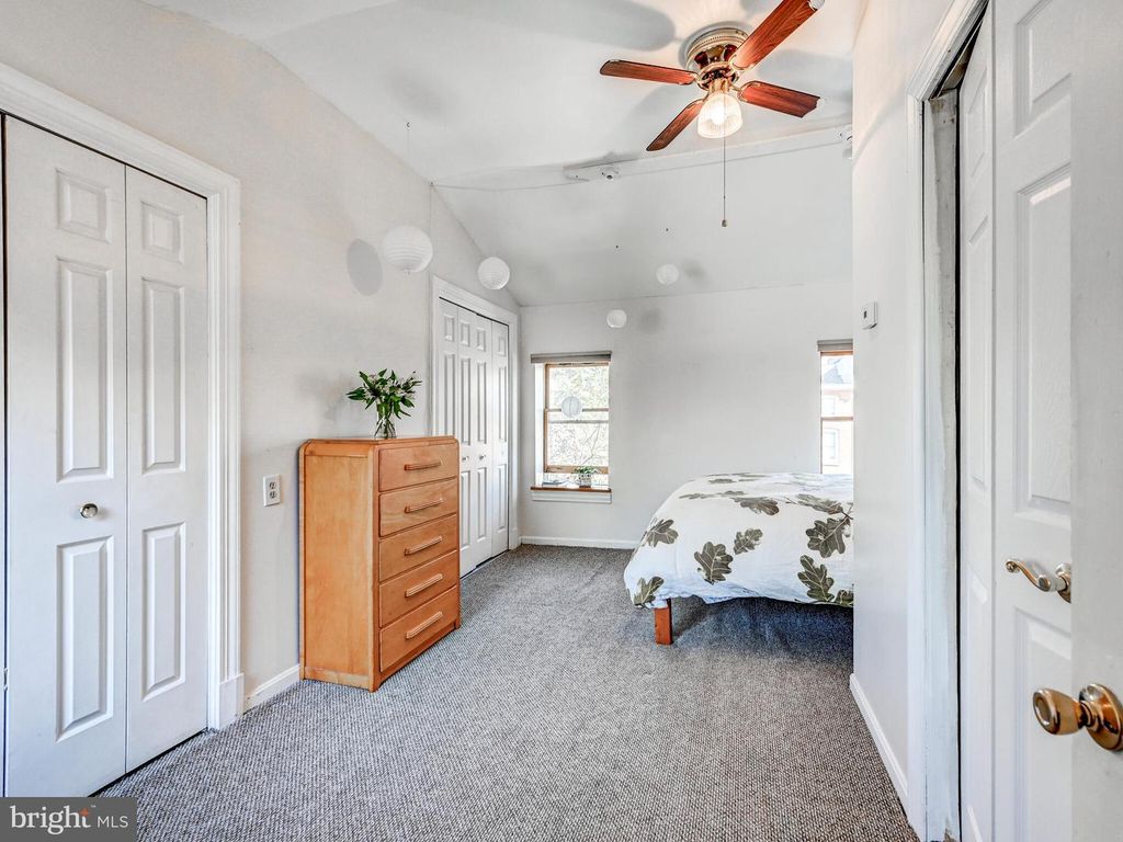 Image 28 of property listing at 2013 N BANK ST, Baltimore, MD 21231