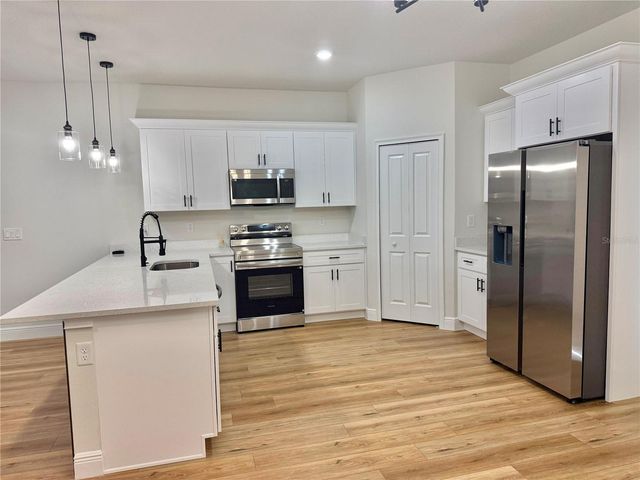 15690 SW 49TH AVENUE ROAD, Ocala, FL 34473