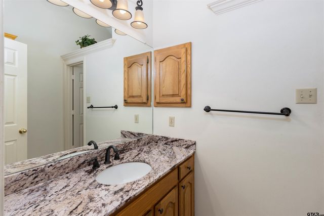 11922 White Deer Trl, Tyler, TX 75703