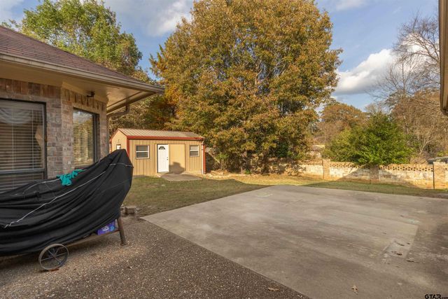 11922 White Deer Trl, Tyler, TX 75703