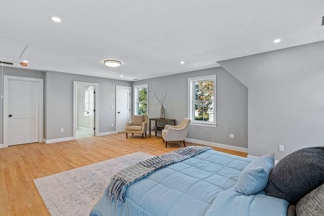 2 Day Street 2, Waltham, MA 02453