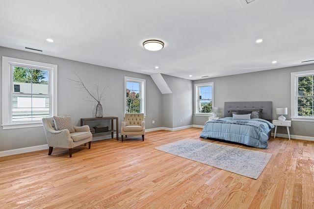 2 Day Street 2, Waltham, MA 02453