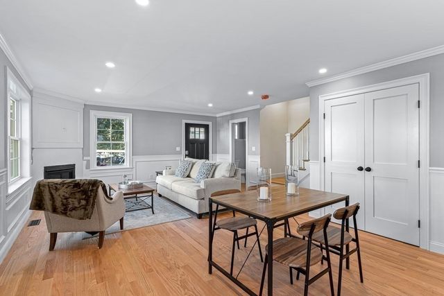 2 Day Street 2, Waltham, MA 02453