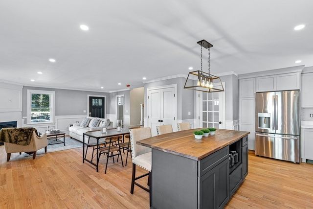 2 Day Street 2, Waltham, MA 02453