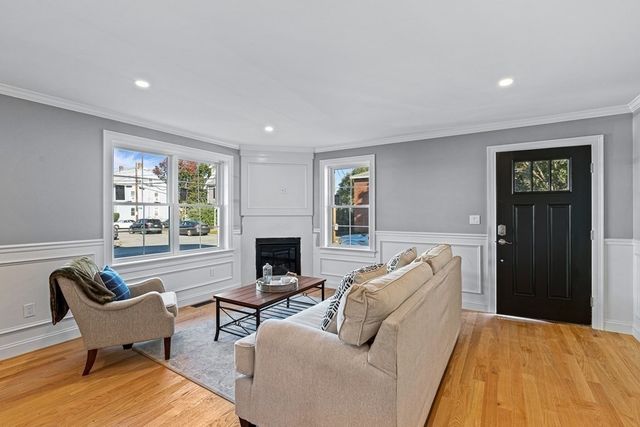 2 Day Street 2, Waltham, MA 02453