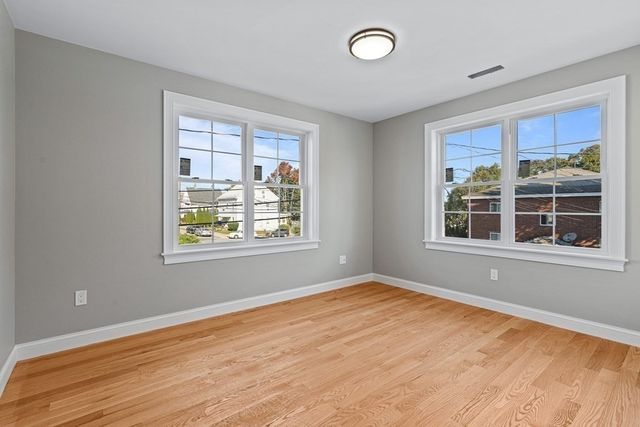 2 Day Street 2, Waltham, MA 02453