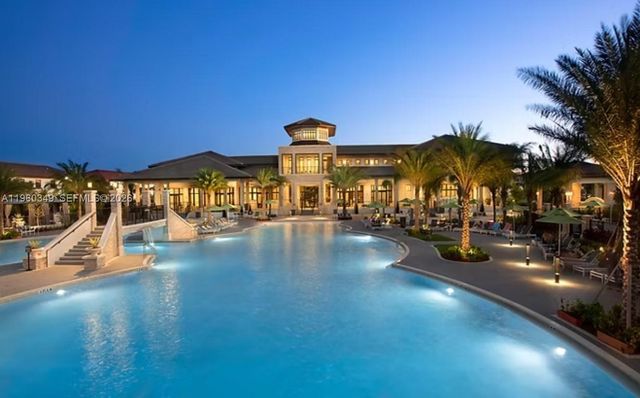 7855 NW 105th Ave, Doral, FL 33178