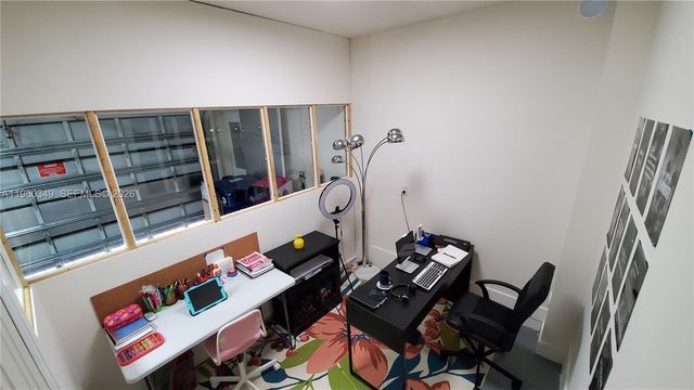 7855 NW 105th Ave, Doral, FL 33178