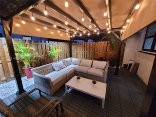 7855 NW 105th Ave, Doral, FL 33178