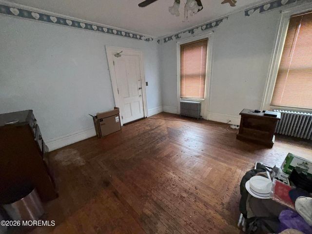 41 Atlantic Street, Keyport, NJ 07735