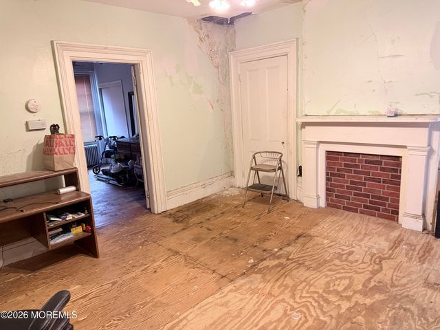 41 Atlantic Street, Keyport, NJ 07735